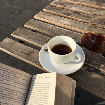 في رحلة العمر والأيّام مسرعةٌ، لا تنسَ من أنت أو ما وجهةُ السفرِ