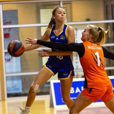 Class of 27 | 16 | Vicš¦šŗ | 5'10 | #48 | Shooting Guard | Bulleen Youth and State Championship Women | Vic State Performance Program | #48 |Current 3.9 gpa|