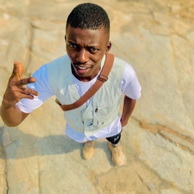 SMM || CreativeDirector || Enthusiast || Environmentalist || SocialArchitect || SonOfTheMostHigh || NightLife || IWasTheMostHandsomeInMyClass