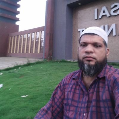 MustufaP93165's profile picture. 