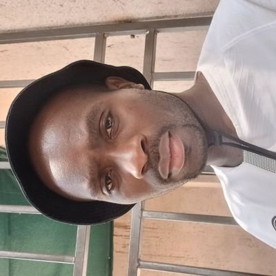 simvili93's profile picture. 