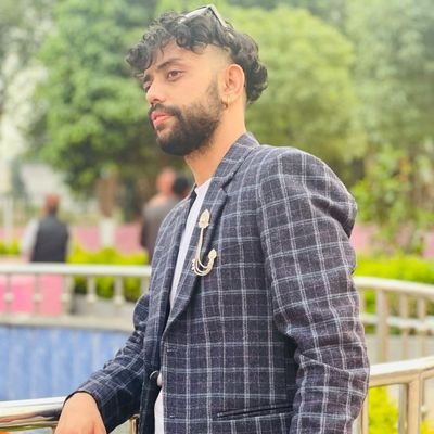 santoshpya10958's profile picture. 