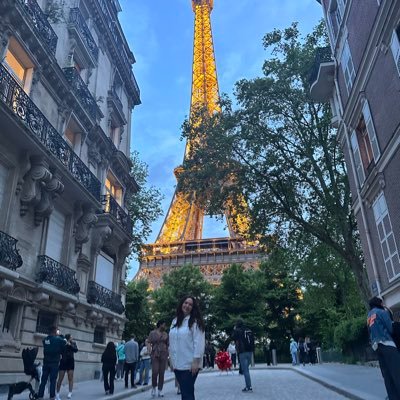 sznurer's profile picture. 🎈