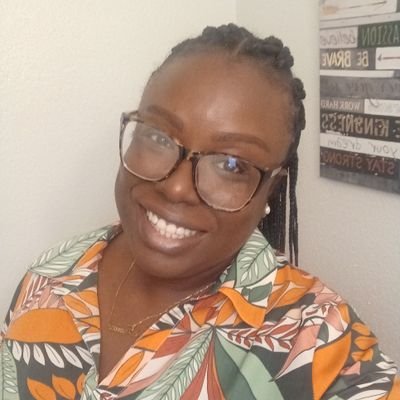 BabyJowie's profile picture. 🇱🇨🇧🇧 Afro-Latina 🇵🇦
Every day is a good day!