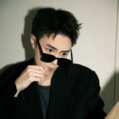 Lylynisalone's profile picture. 💍💞: 段宜恩🐰|王鹤棣🦋|浜田朝光🤖|陈哲远🐨|许凯🐷|官鸿🐷|🍀💙|🐥💚|💎💙|Ø🖤.