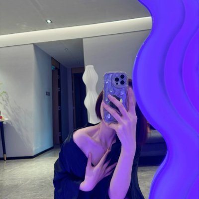 hamdankazmi95's profile picture. Innocence is a good word, but its good premise is loving life, even after knowing the good and bad that exists in this world.