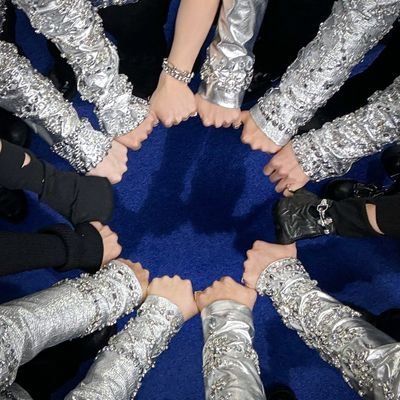#SEVENTEEN #BSS 🍊🍕🐯
#세븐틴 #セブンティーン 
#부석순 #ブソクスン
#LE_SSERAFIM 🌸 #IZONE 🌸 #IVE 
#김세정 🐢
#아이유 🐥