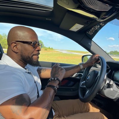 I'm Mr. Nobody the guy you don't know but you will/Welcome to my page. Let's go figure this thing out and have some fun doing it. Follow me!