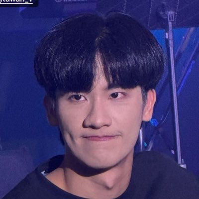 NooJobby's profile picture. Half life Job Yosatorn Konglikit — #จ๊อบบาส

I'm not translator but I can translate Jobby's word