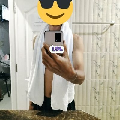 F56_fc's profile picture. ติวหนังสือสอบ 👈 ธรรมชาติบำบัด ชอบโพสต์รูปอาหารของกิน 
ไม่ตอบ ไม่คุย ไม่อะไรกับใครทั้งนั้น 
ชวนกินเหล้ากินเบียร์ได้ 🍻 แล้วแต่บางอารมณ์ คับ