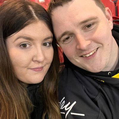 @LeedsKnights 🏒 @NHLBruins 🏒 @PanthersIHC 🏒 @AHLBruins 🏒 @LUFC ⚽️ supporter and a proud 'podfaster' 🎧