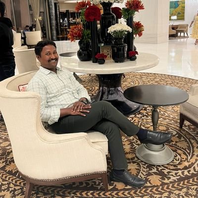 மொழி -தமிழ்,
இனம்-தமிழன்.
அரசியல் ஒரு ஏமாற்று வேலை.
அழகை ரசிப்போம்.
அன்பை போற்றுவோம்.
அறிவே அனைத்தும், கற்றது வேதியியல்.