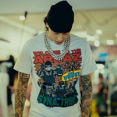 Cool|Extrovert|Big Wiz🦅 @wizkidayo |Messi🦌⚽ @TeamMessi |Barcelona @FC barcelona |Wizkid FC l @vinijr |
Best rapper ever @centralcee for life 💯♥️|Ladokite 💯❤