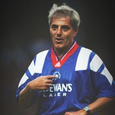 Absolutely adore @RangersFC. 💙+✋+🗡+🛡 “ibrox baby. it’s just different” don't do 2nd teams but if I had one it'd be Arsenal.