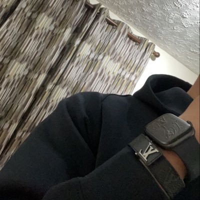 akmv92i's profile picture. j’aime le sex