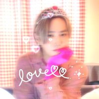 sil ✴︎ 💖 (@poly_exo) 's Twitter Profile