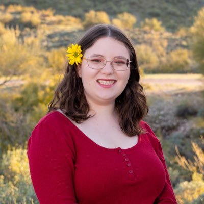 cardsrlife2's profile picture. Hi I’m jesse and I love cards. she/her