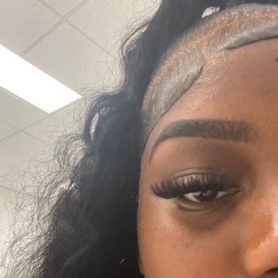 unbotherd_sash's profile picture. 