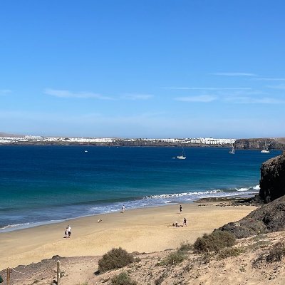 surfwave2000's profile picture. Donosti, Euskal Herria.

Saguesetik ibiltzen naiz. ⛰️🔥🏖️