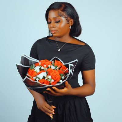 abikeade_glamz's profile picture. God first💖
FUTA alumnus😀
Gemini princess 🤭❤️
Makeup artist 💄😌
IG: abikeade_glamz