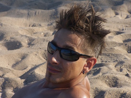 jethro_the_one's profile picture. vivre c'est faire comme si la mort n'existait pas!