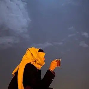 e8ilk's profile picture.