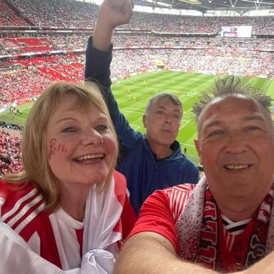 Huge Saints fan, ST holder in the Northam and proud Brexiteer