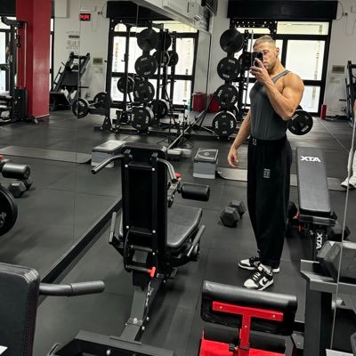 Marco1553251868's profile picture. @Twitch partner @VoRTeXmgz & @scufgaiming @vortex Email Contact: marcogizzi1998@gmail.com