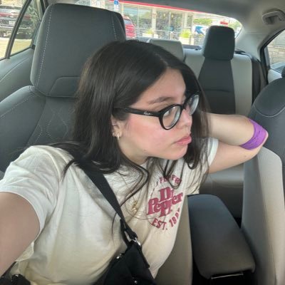 AndreaSuarez150's profile picture. https://t.co/KG0sEKSnJd