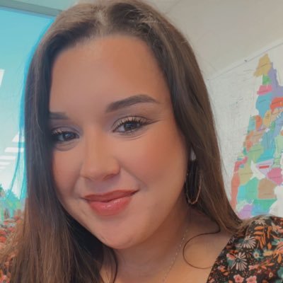 lanib_adams's profile picture. glow, grow, go with the flow 💛