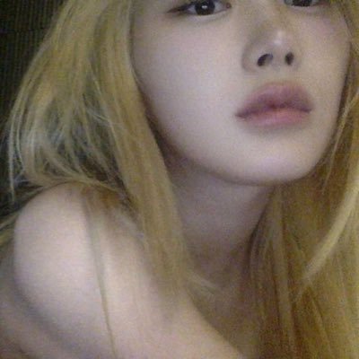 blackcatonpoint's profile picture. อีโหง้ เปนอะรัยค่ะ🙄🙄🙄