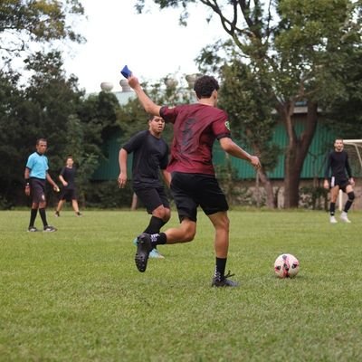 amante de futebol, pagode e sertanejo