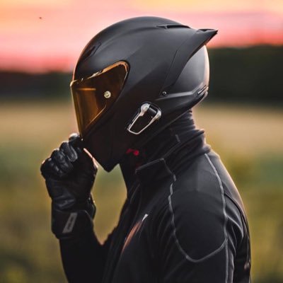 timzluvr2233's profile picture. 