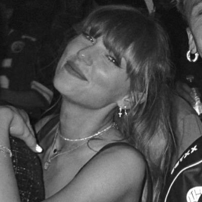 what a shame she’s fucked in the head