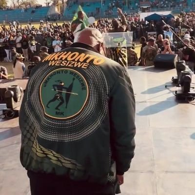 SdiSokhulu's profile picture. Chiefs ✌️💛, Chelsea💙,Barca🔸️ Music Lover🎶|| 🇿🇦🇷🇺…🟢⚫