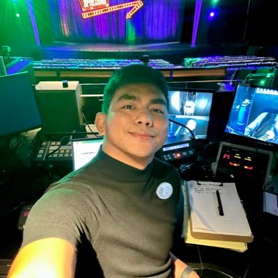 terstheater's profile picture. just keep swimming.