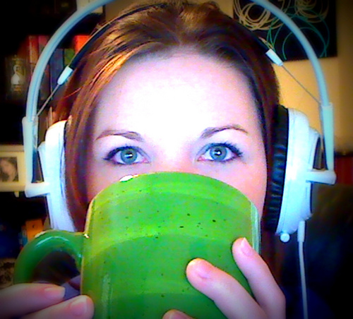 femmeparadox's profile picture. 