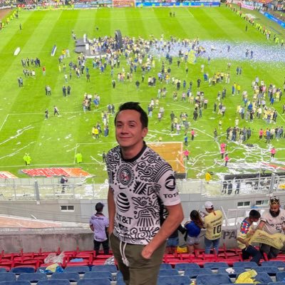 me la paso hablando de Juego de Tronos, la Casa del Dragón y de futbol.