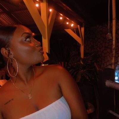 Instagram @t.tianna_lee,
IG Business page @magic_print_production
🇯🇲 Just another Jamaican Girl 🇯🇲
🇯🇲 Tryna Make Money Moves 🇯🇲