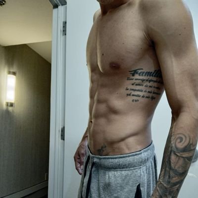New York🇺🇲🇺🇲 CORNEADOR 100% HETERO 😈😏SIMGLE DE 28 AÑOS SOLVENTE DE 23 CM🍆 100%HIGIENICO 😈👿HAGO RELIDAD TUS FANTASÍA SEXUALES 😍