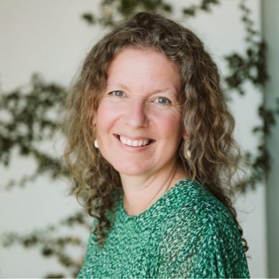 Helping Sustainable Changemakers Connect! • Mainly #kidecoramblings here! • Creator of #SlownCo #SlowBusinessClub • A veces escribo en español...