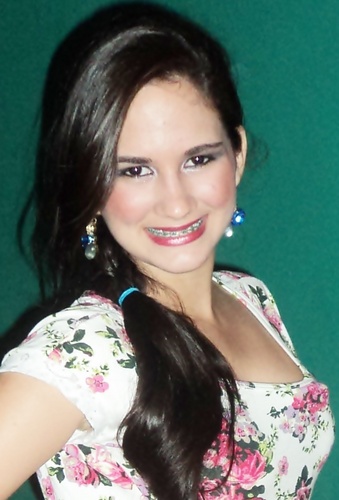 (...) Queira viver, viver melhor, viver sorrindo, iir até os cem. Tô feliz, tô despreocupada, com a vida eu tô de bem. =)