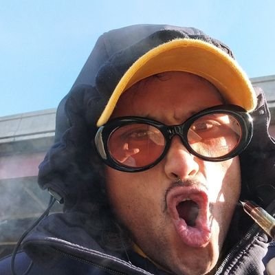 JohnR19043099's profile picture. 