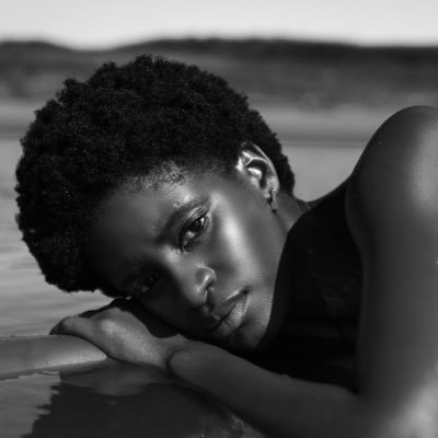 •Financial management and Accounting• social philanthropist •Model 👠 Beauty | fashion | high fashion • coffee lover • 📧 : luyandathembeka17@gmail.com