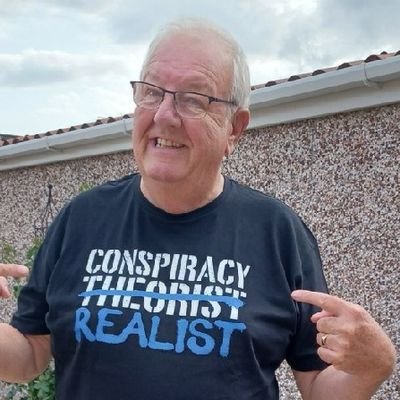 Conspiracy Realist, Anti Cashless Society & Anti Globalists. Supports ALL Farmers #EFC 🇬🇧