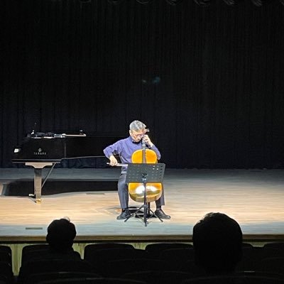GibinGil's profile picture. Interested in #python #julialang #tennis #classicalmusic #literature #photography 20년차 엔지니어. 중2딸 아빠. 음악 / 테니스 / 독서 / 문구덕후