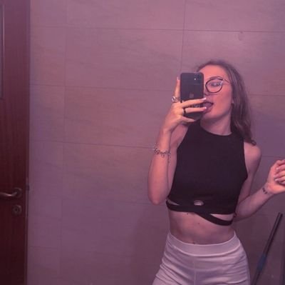 #Ivey💜💛
$Forex trader,$Crypto.
Always available for fun ☺️🥰🛍️🛒
You take me for granted,I treat your fuck up💀☠️