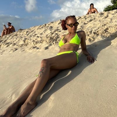 adventure is always awaiting! follow my main @x_vintagebesos 🧡 #actuallyautistic #scientist #jeeper #autiewiththebody #317 to #313