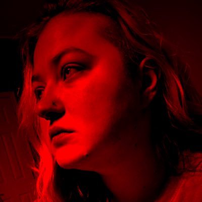 icyairmattress's profile picture. mcr5 truther at the core