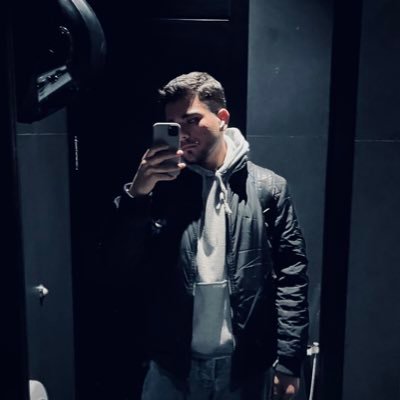 zhilaamo's profile picture. 